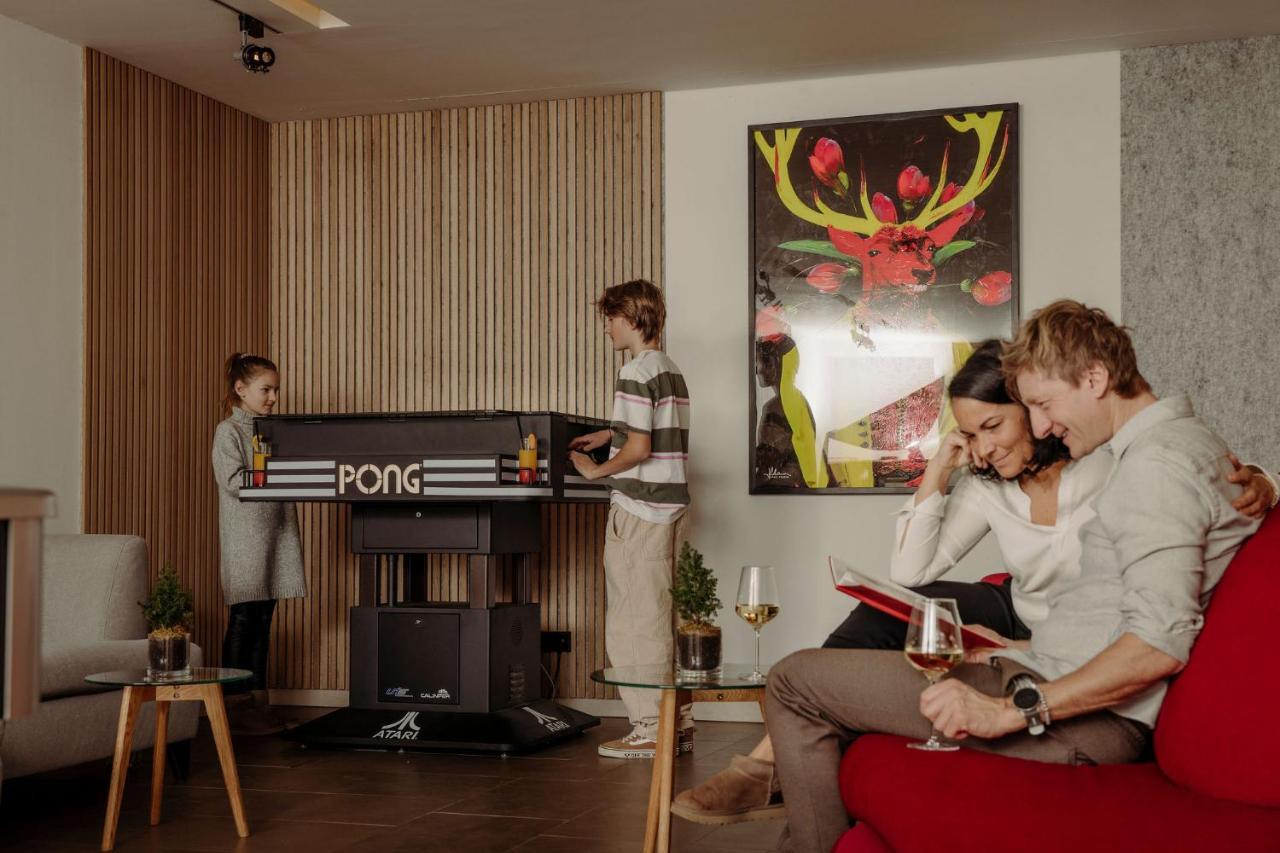 Familien Hotell Saalbach-Hinterglemm Eksteriør bilde